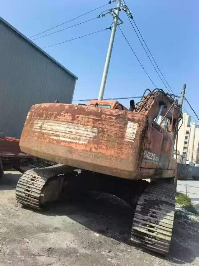 Buy Doosan DH220 Used Excavator / 3