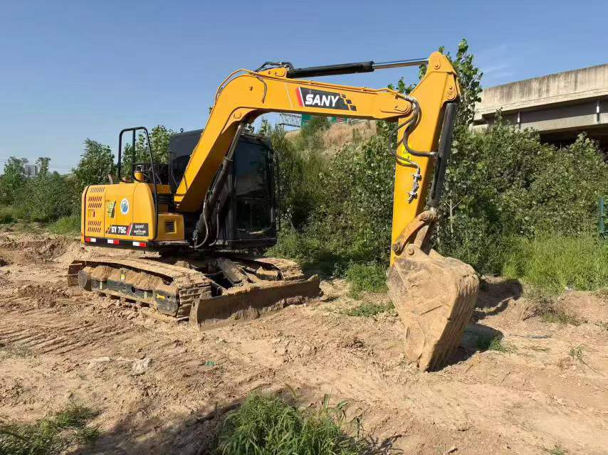 Buy Sany SY75 Used Excavator / 4