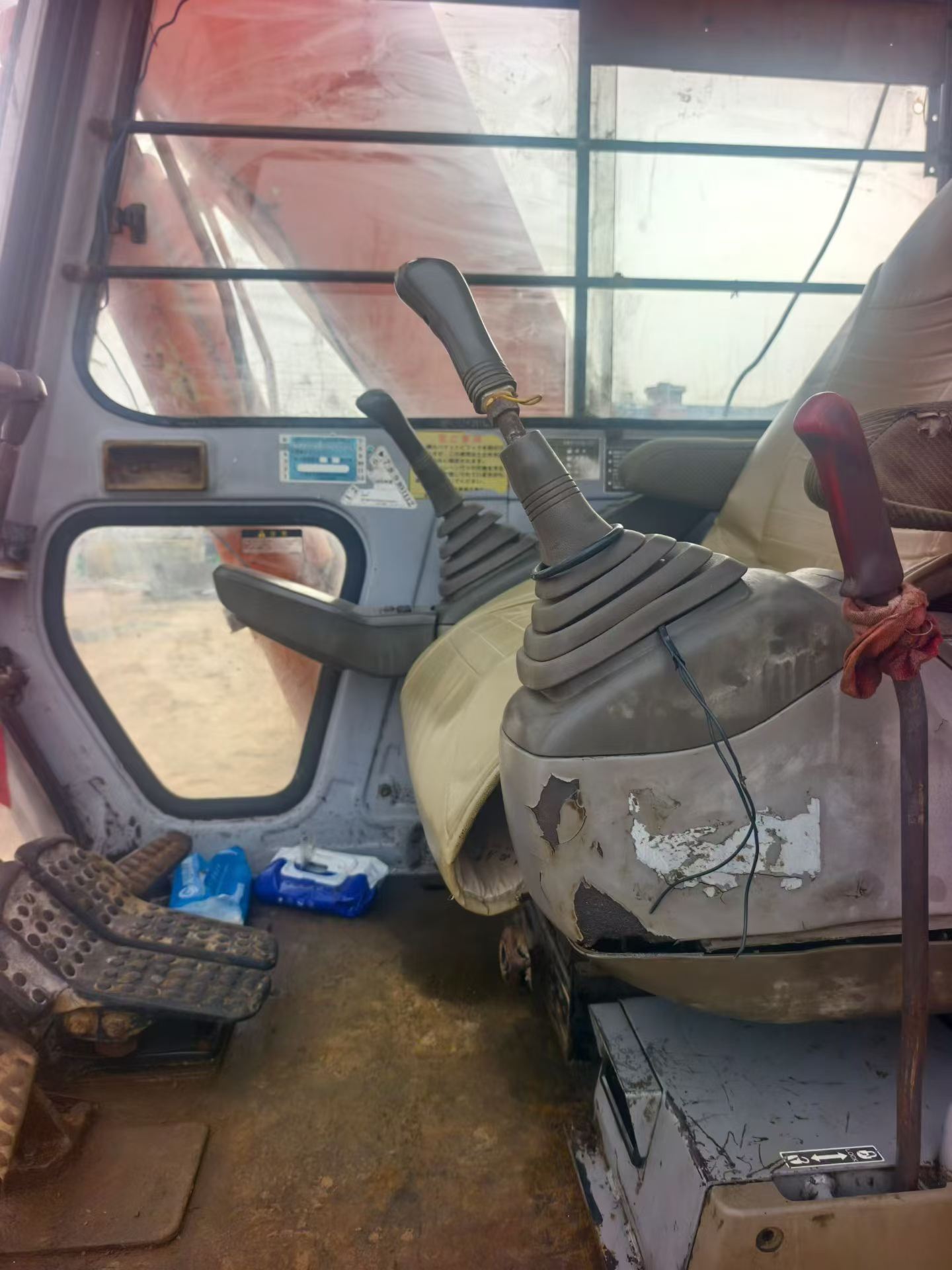 Buy Hitachi EX120-2 Used Excavator / 5