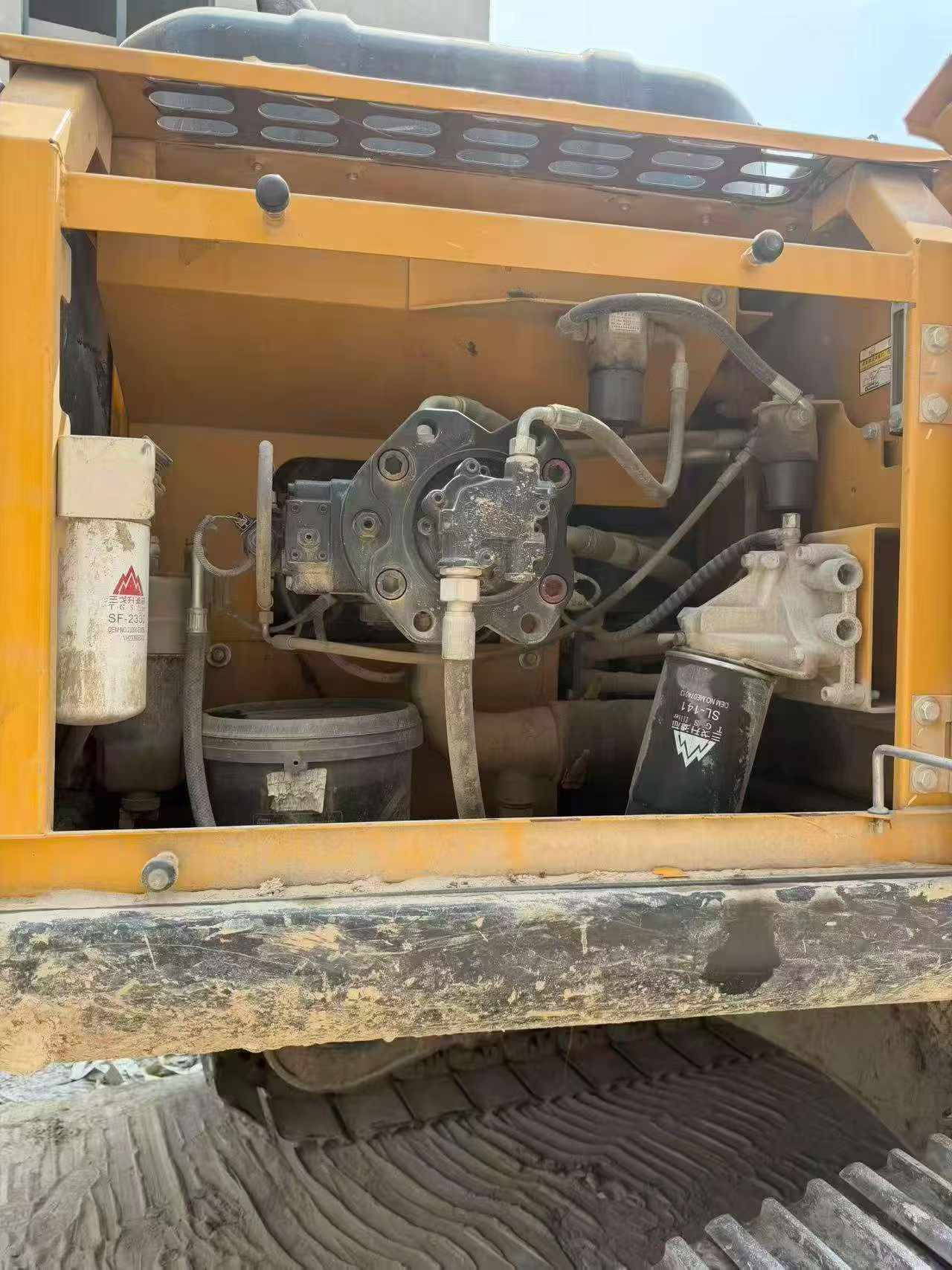 Buy Sany SY200C Used Excavator / 3