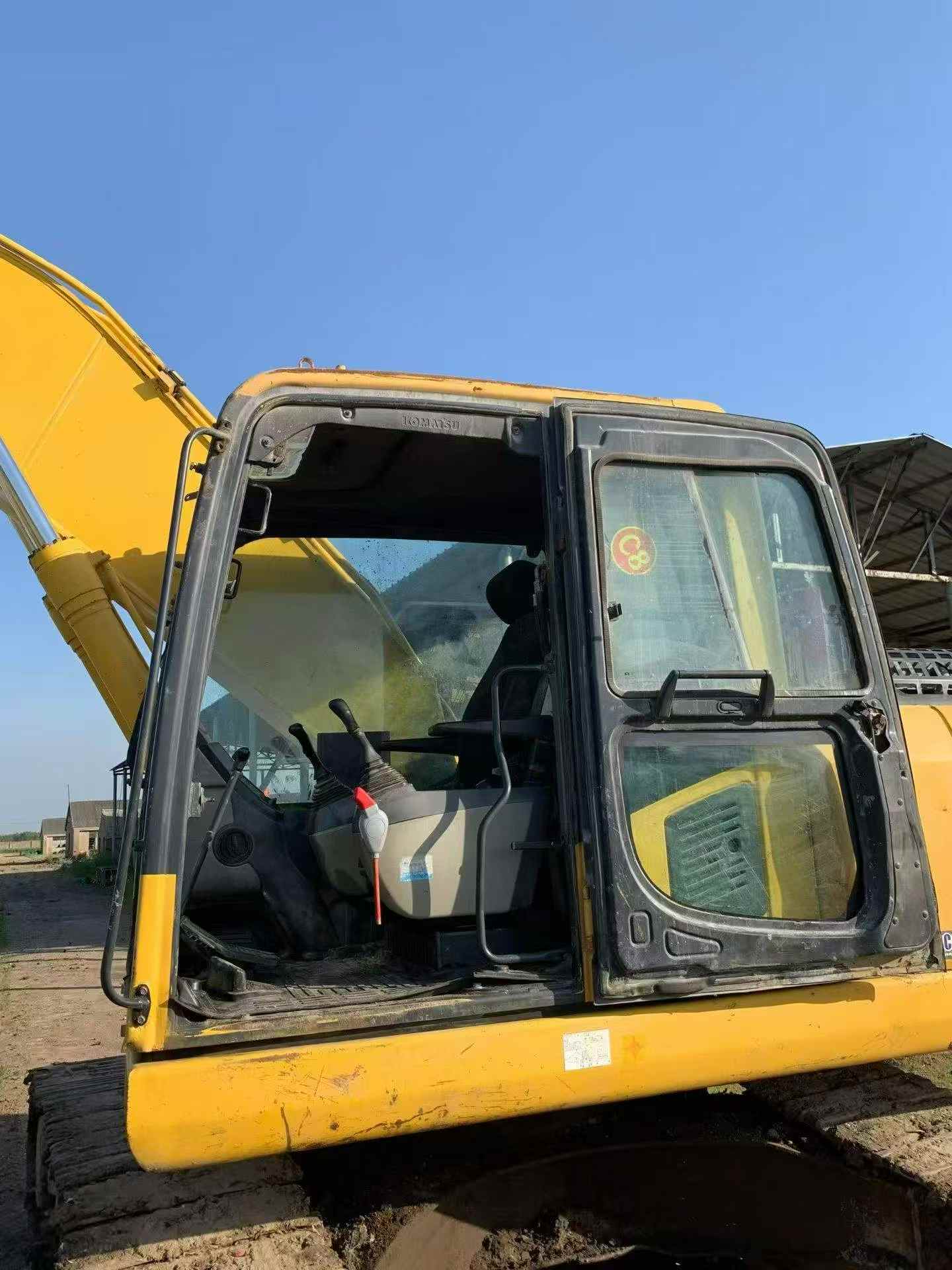 Buy Komatsu PC200-8 Used Excavator / 8