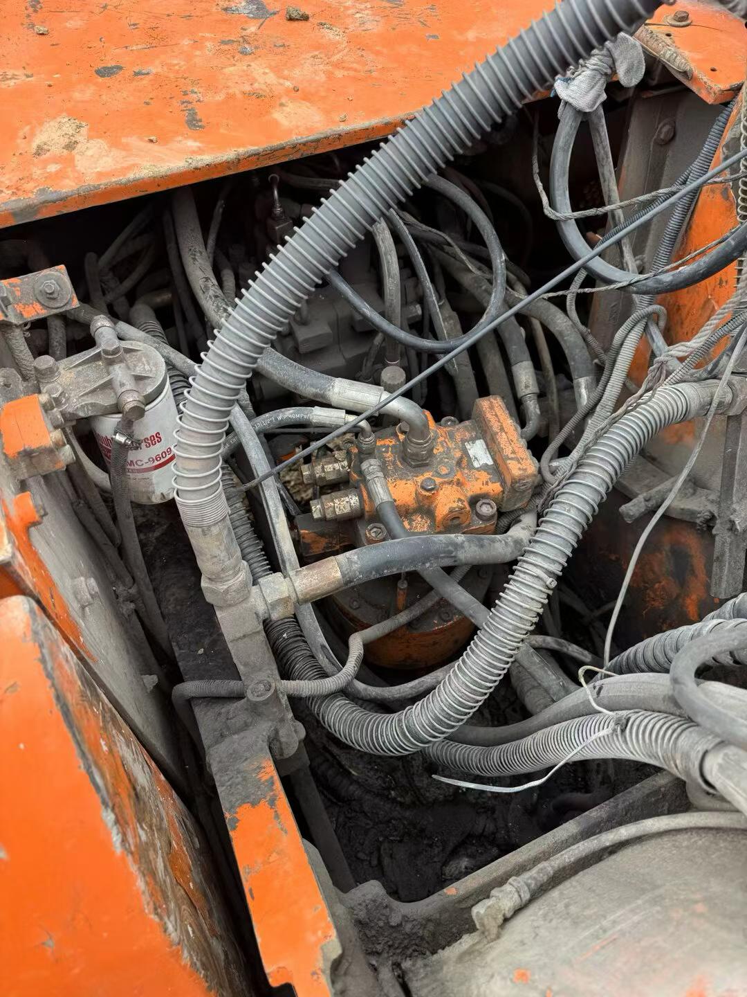 Buy Doosan DH220 Used Excavator / 7