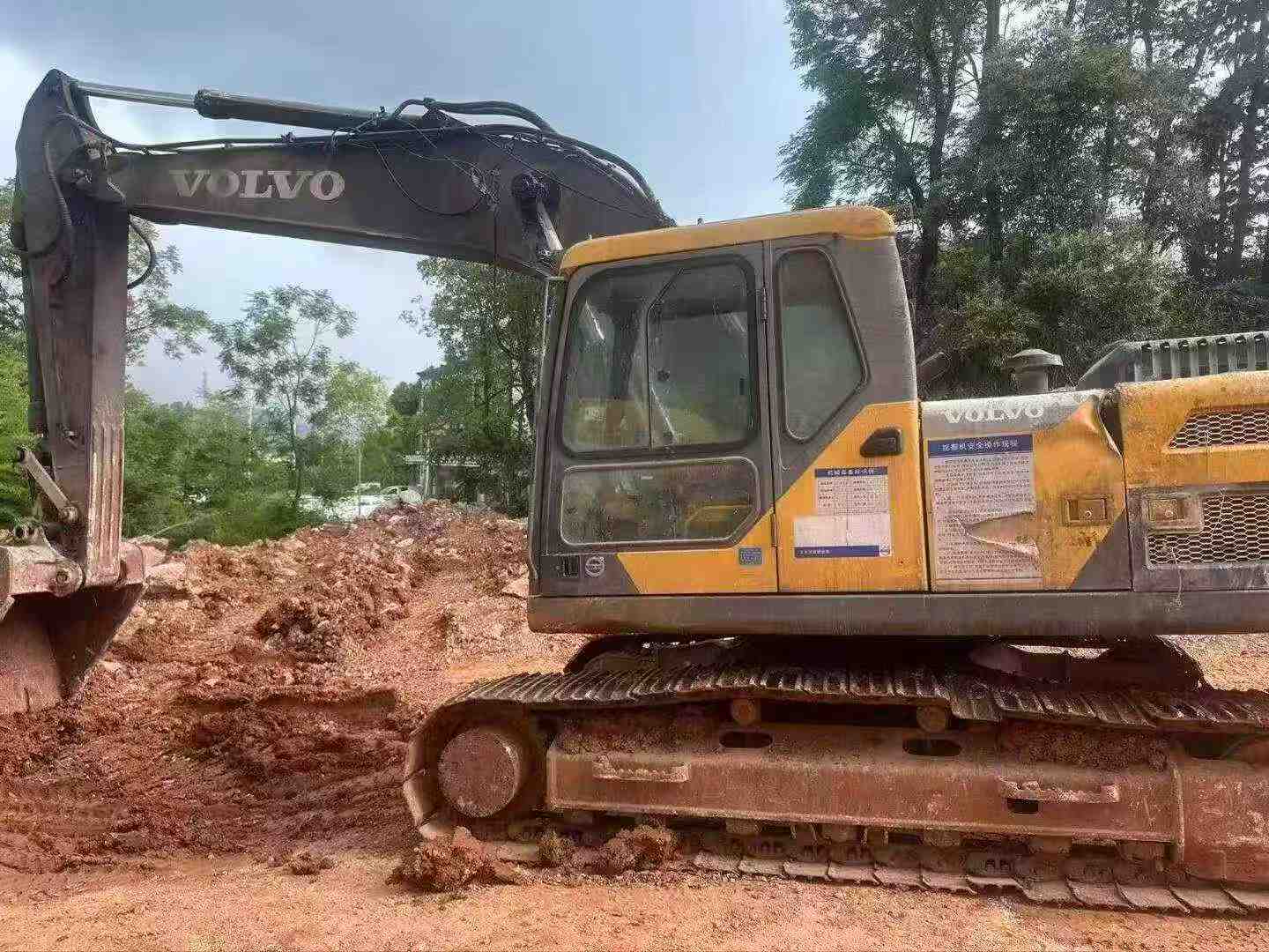 Buy Volvo EC200 Used Excavator / 4