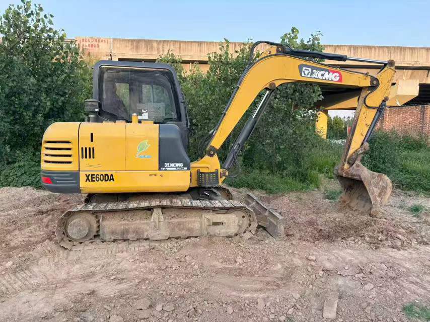 Buy XCMG XE60 Used Excavator / 3
