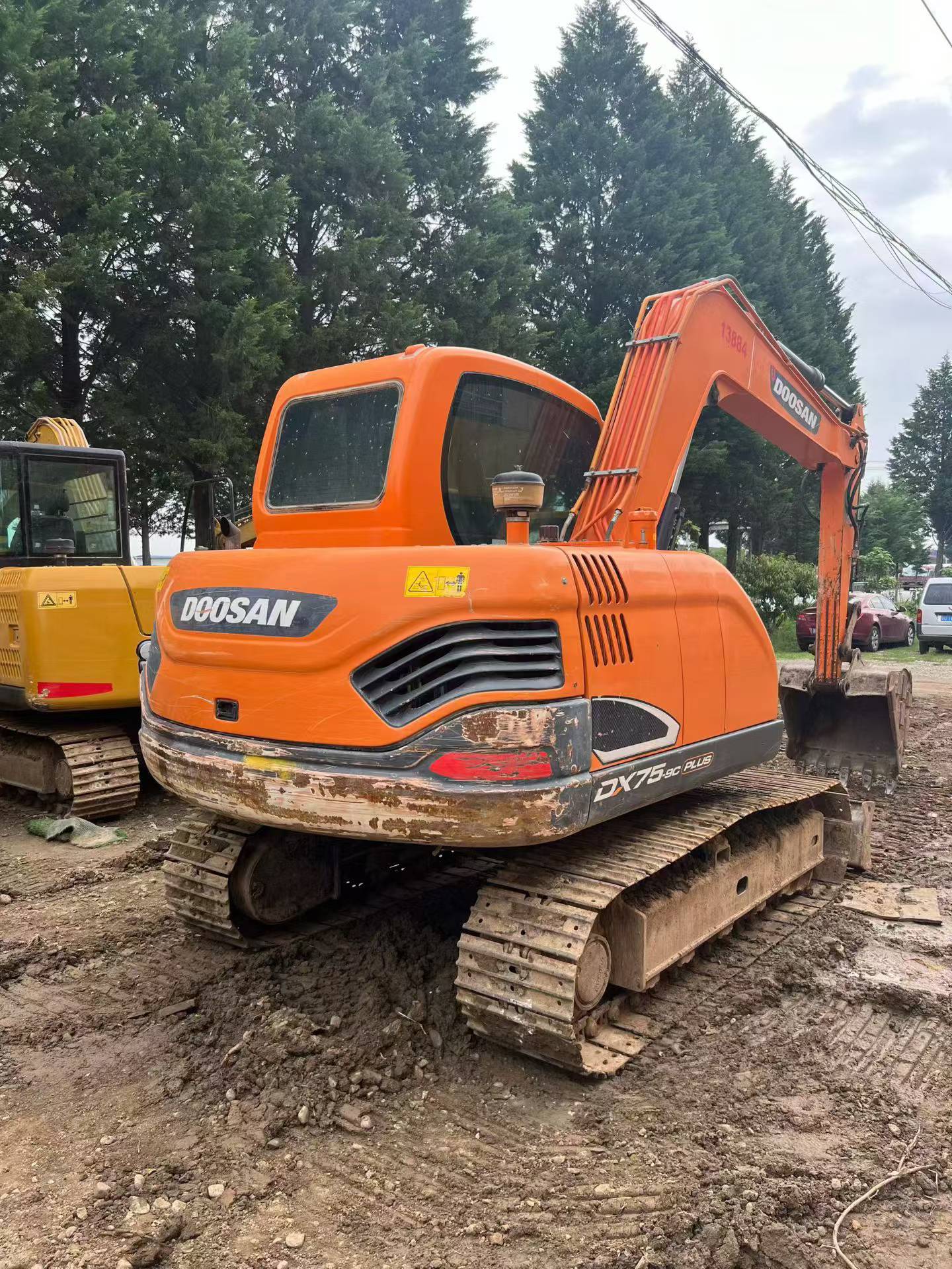 Buy Doosan DX75 Used Excavator / 2