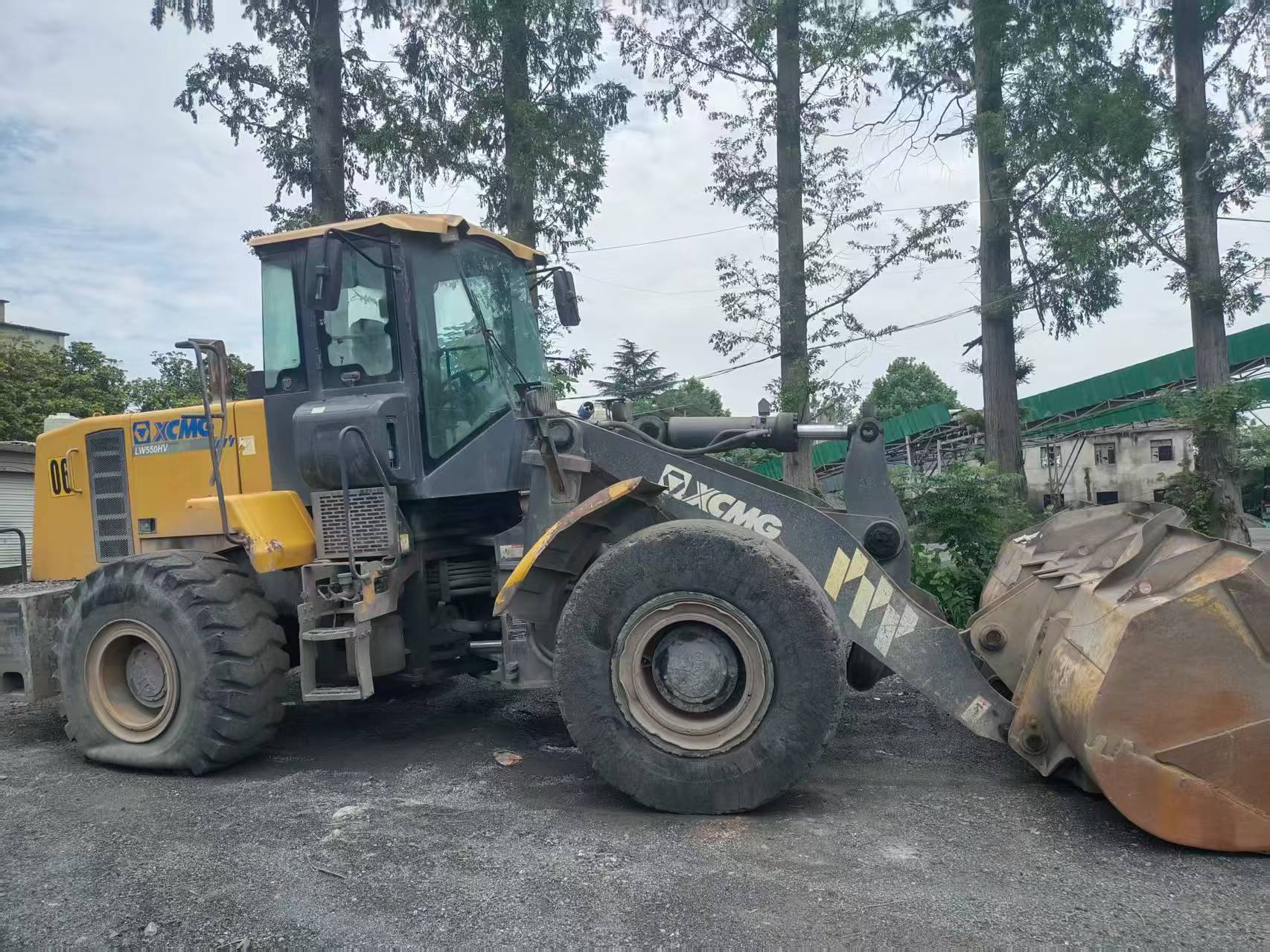 Buy XCMG LW550HV Used Loader / 2