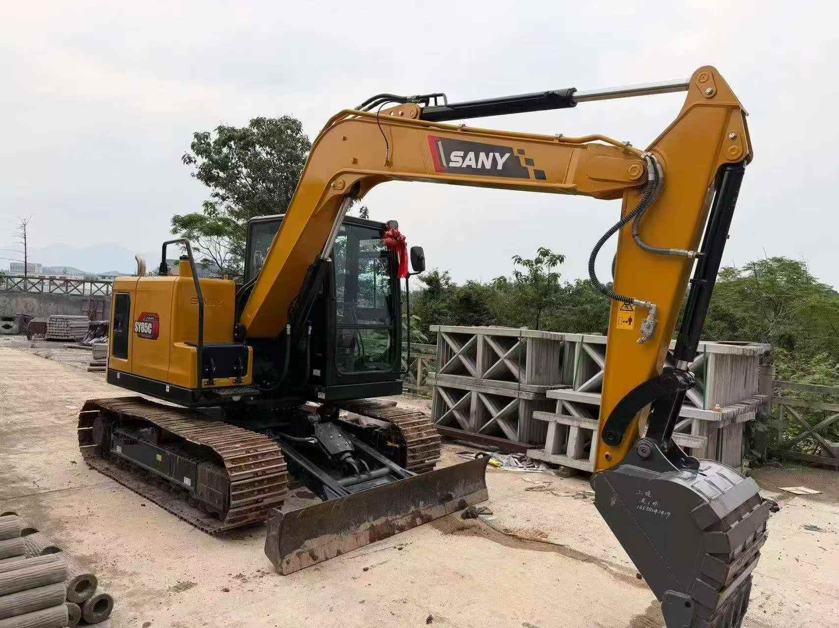 Buy Sany SY70C Used Excavator / 5