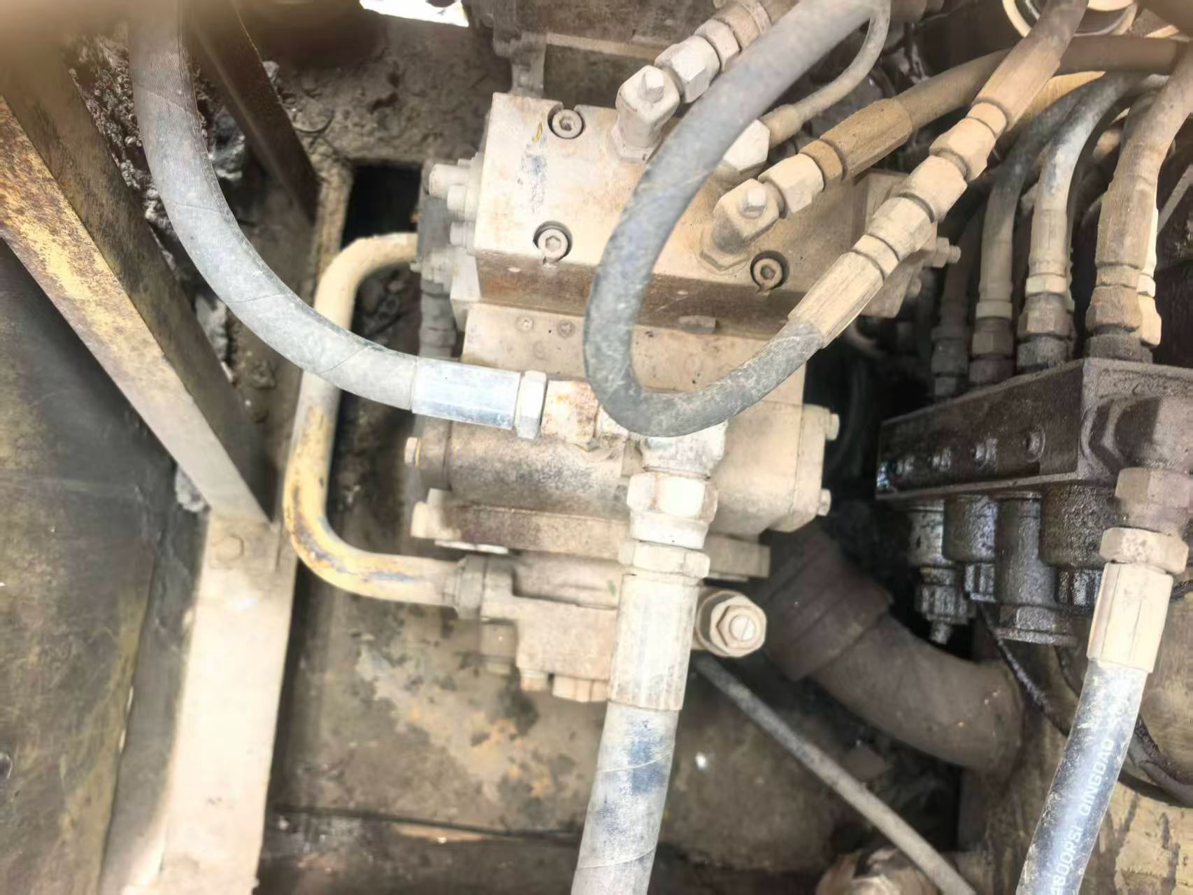 Buy Komatsu PC100-5 Used Excavator / 4