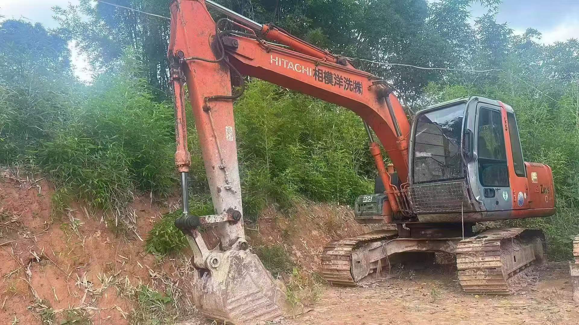 Buy Hitachi EX120-6 Used Excavator / 4