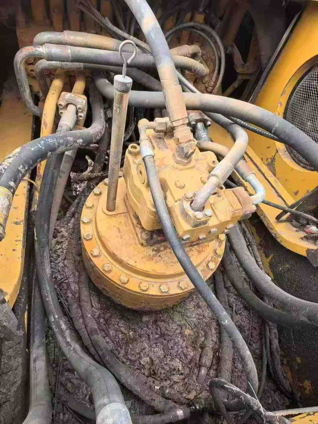 Buy Caterpillar 340D2L Used Excavator / 5