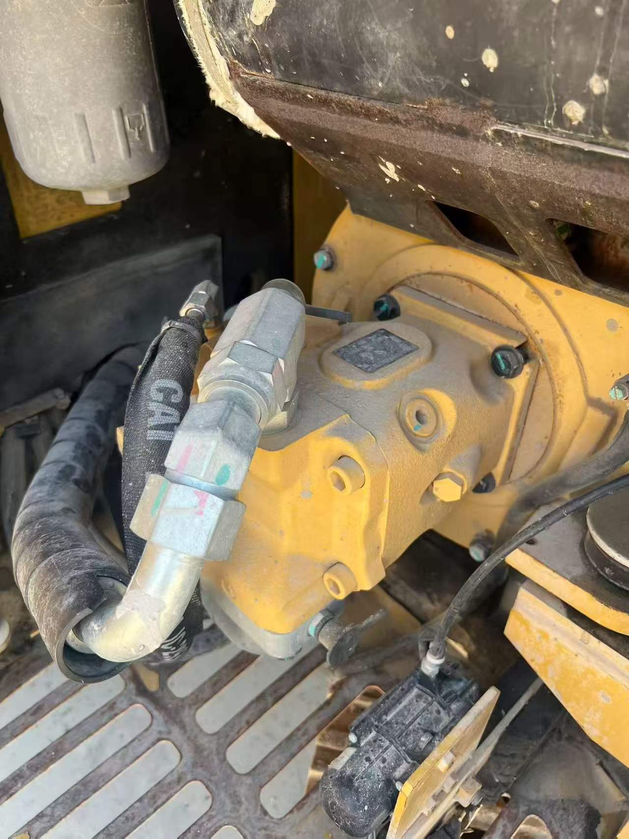 Buy Caterpillar 305.5 Used Excavator / 8
