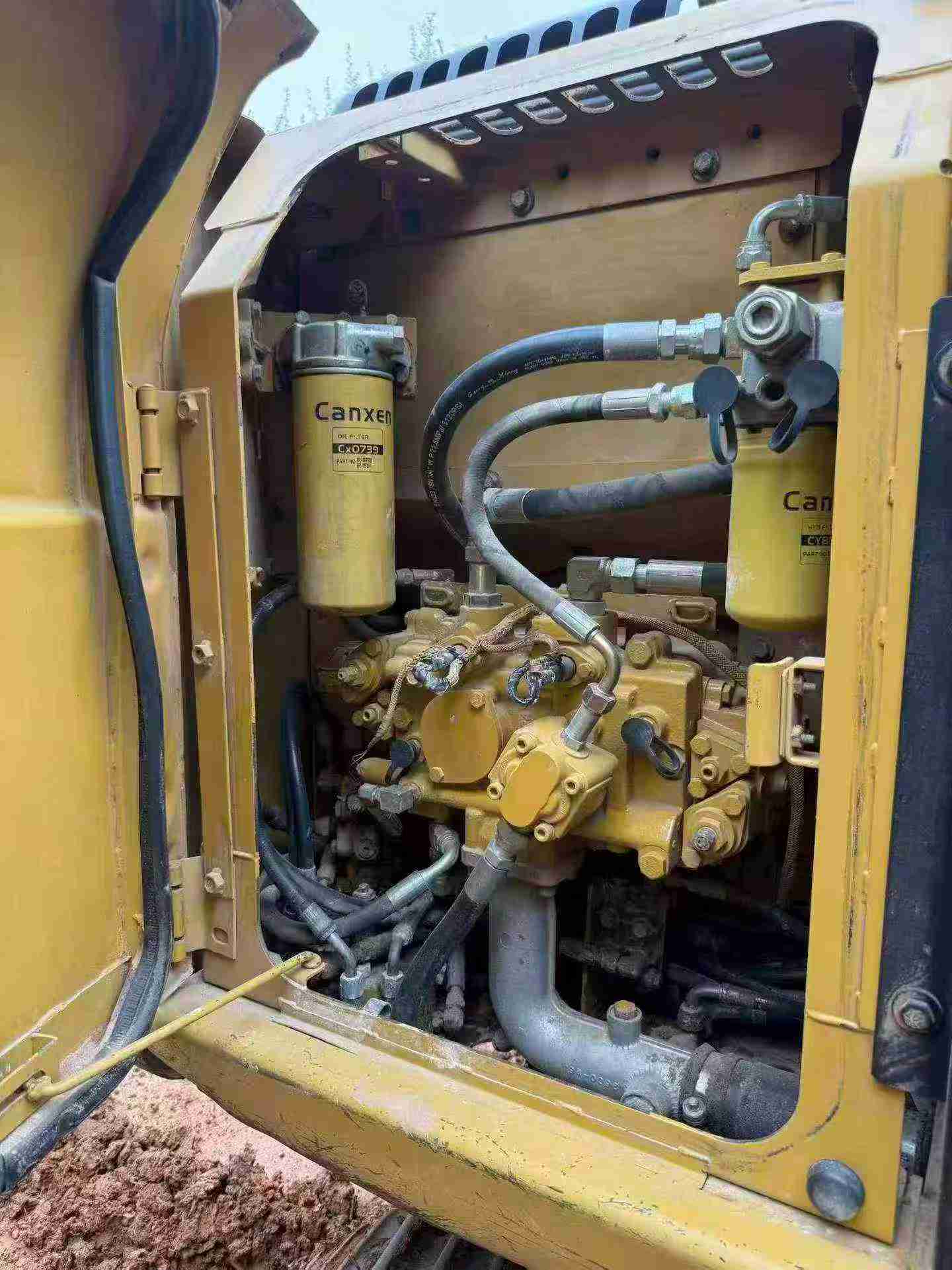 Buy Caterpillar 312D Used Excavator / 8