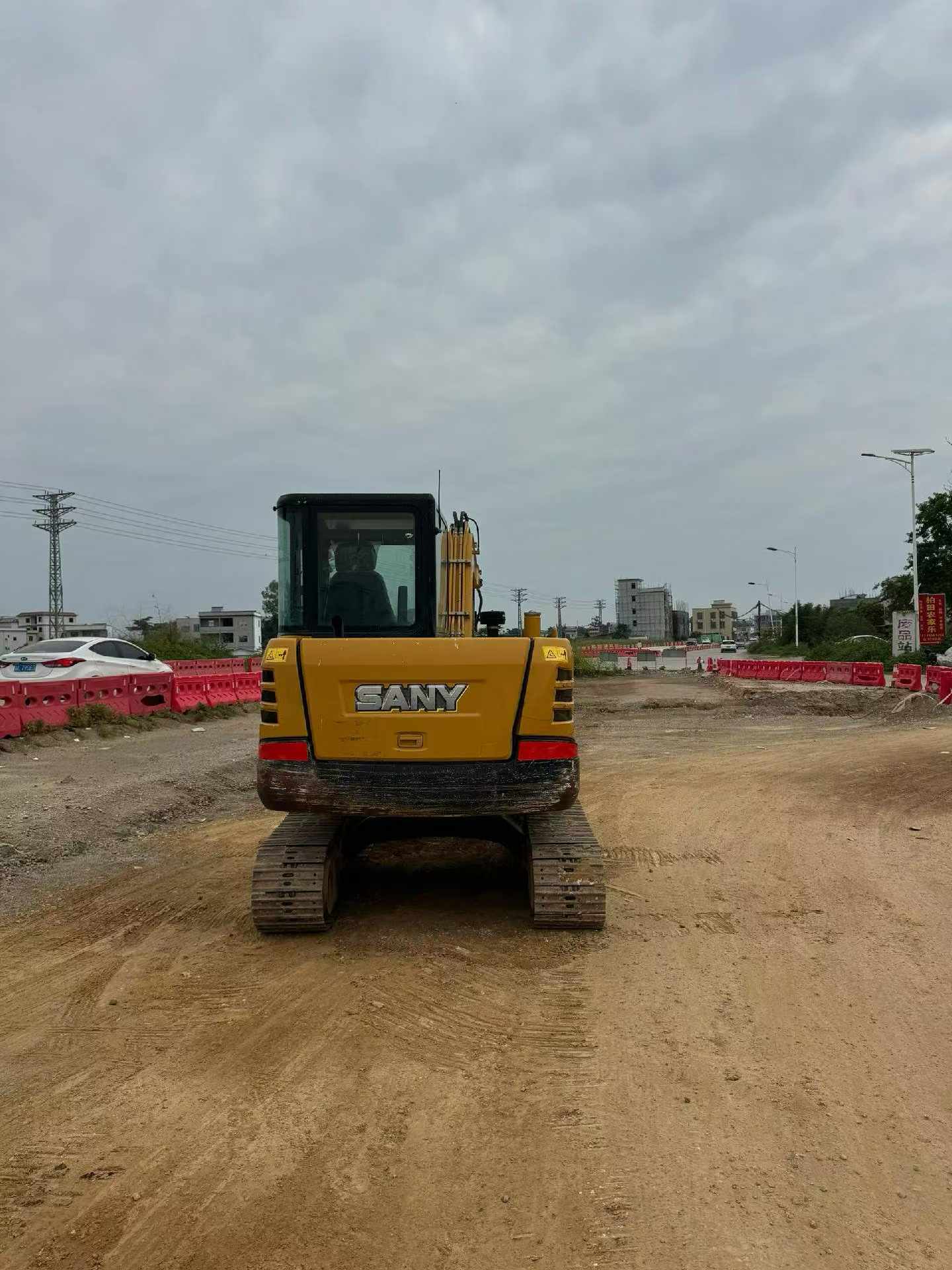 Buy Sany SY60 Used Excavator / 9