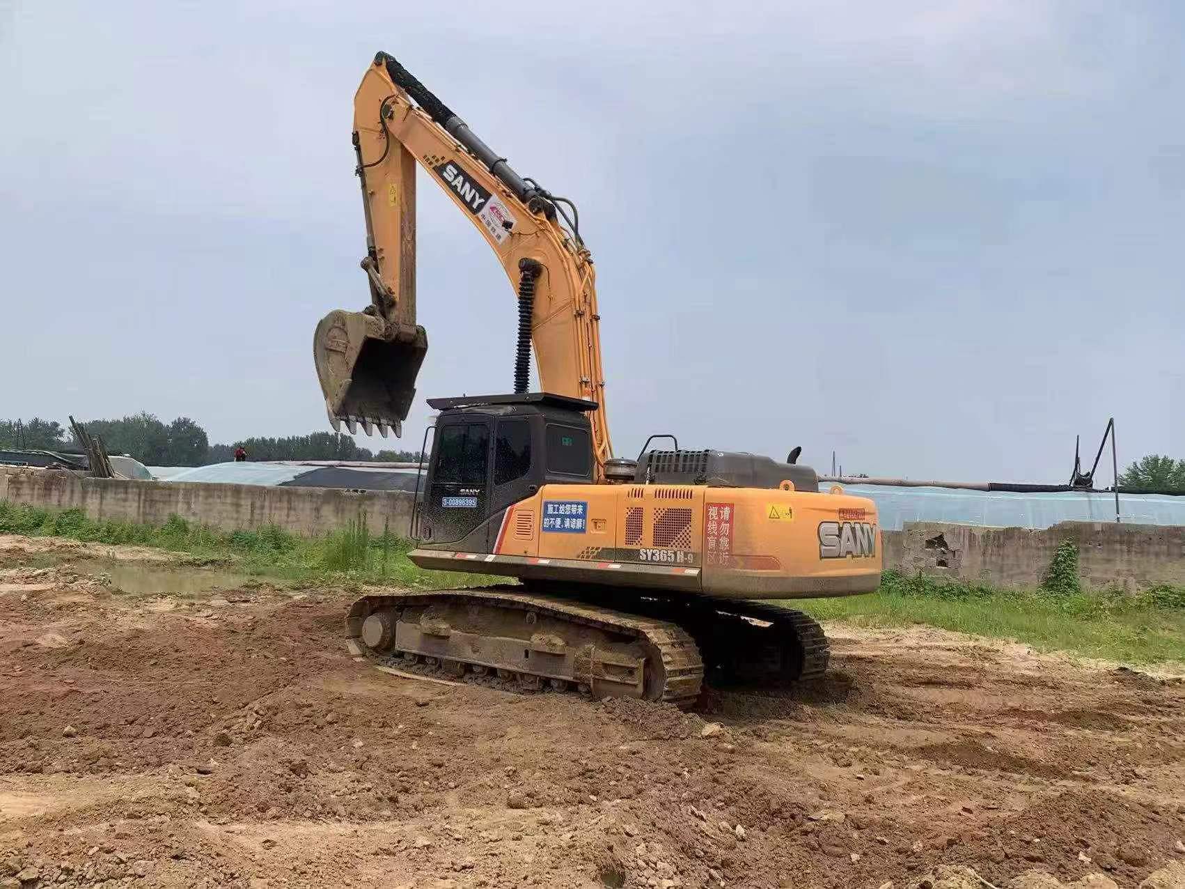 Buy Sany SY305H Used Excavator / 2