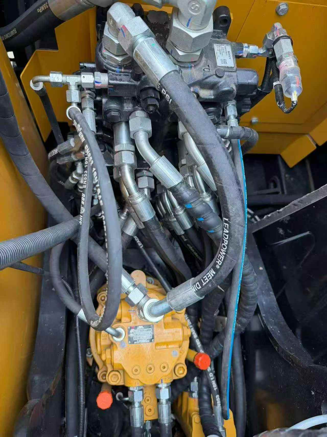 Buy Sany SY70C Used Excavator / 3