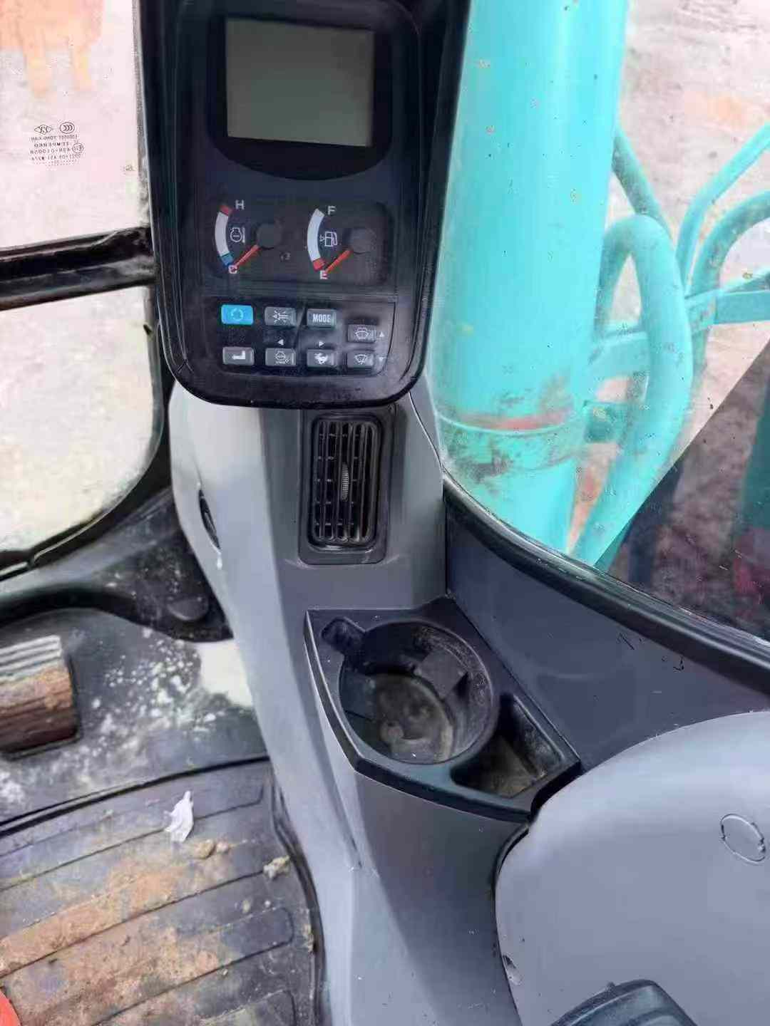 Buy Kobelco SK210 Used Excavator / 8
