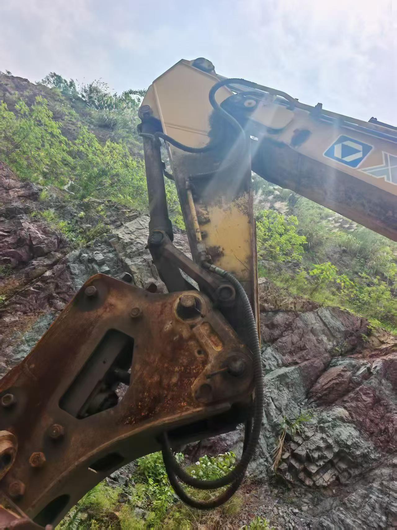 Buy XCMG XE370 Used Excavator / 4
