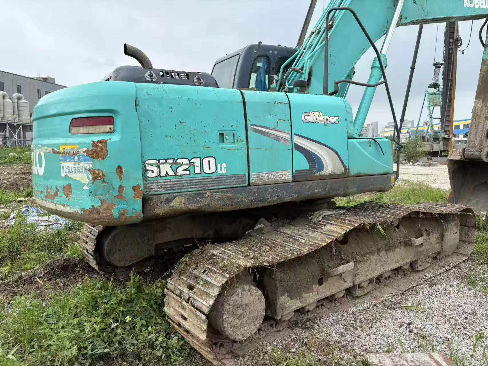 Buy Kobelco SK210 Used Excavator / 6
