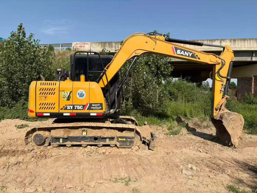 Buy Sany SY75 Used Excavator / 3