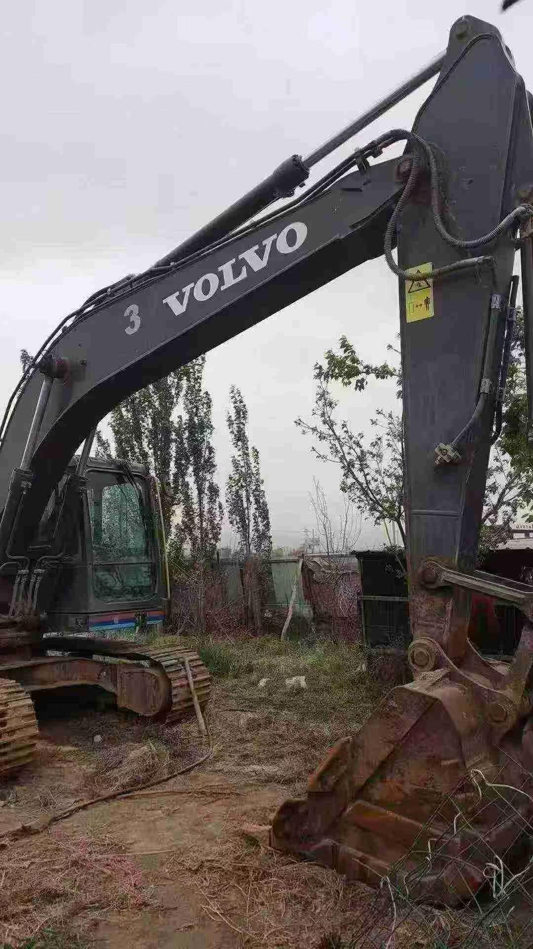 Buy Volvo EC210B Used Excavator / 3