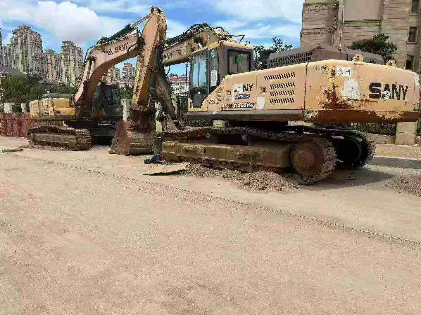 Buy Sany SY385C Used Excavator / 2