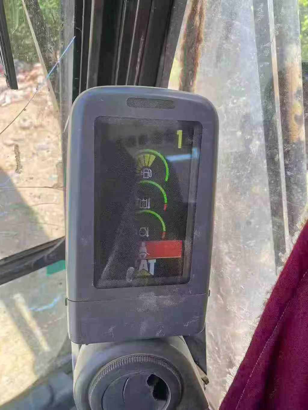 Buy Caterpillar 320D Used Excavator / 8