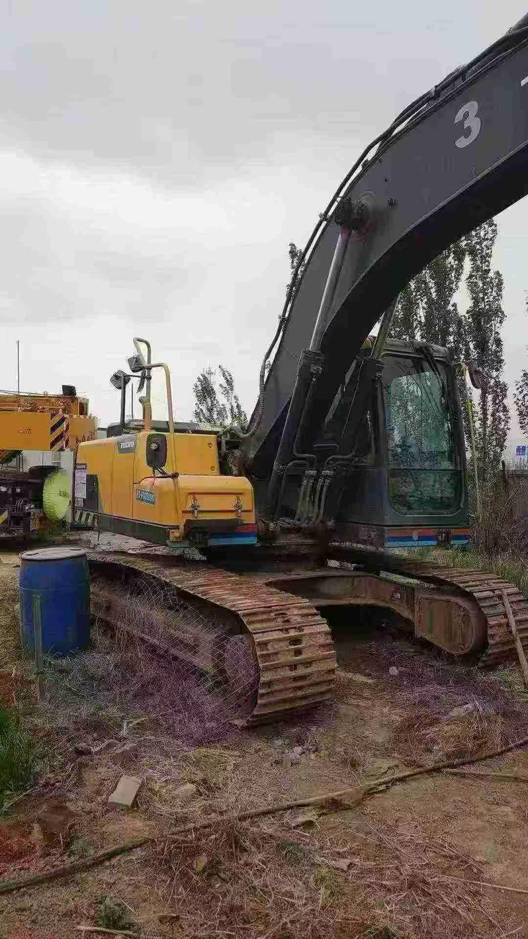 Buy Volvo EC210B Used Excavator / 6