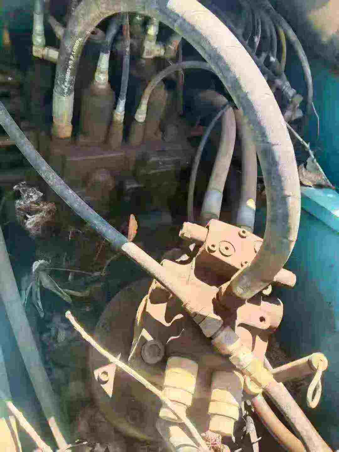 Buy Kobelco SK210 Used Excavator / 4