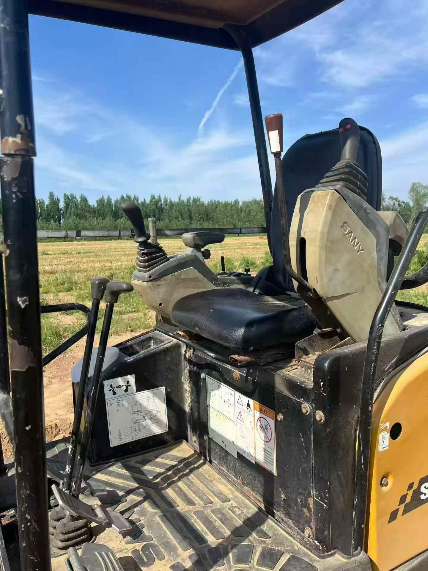 Buy Sany SY16C Used Excavator / 8