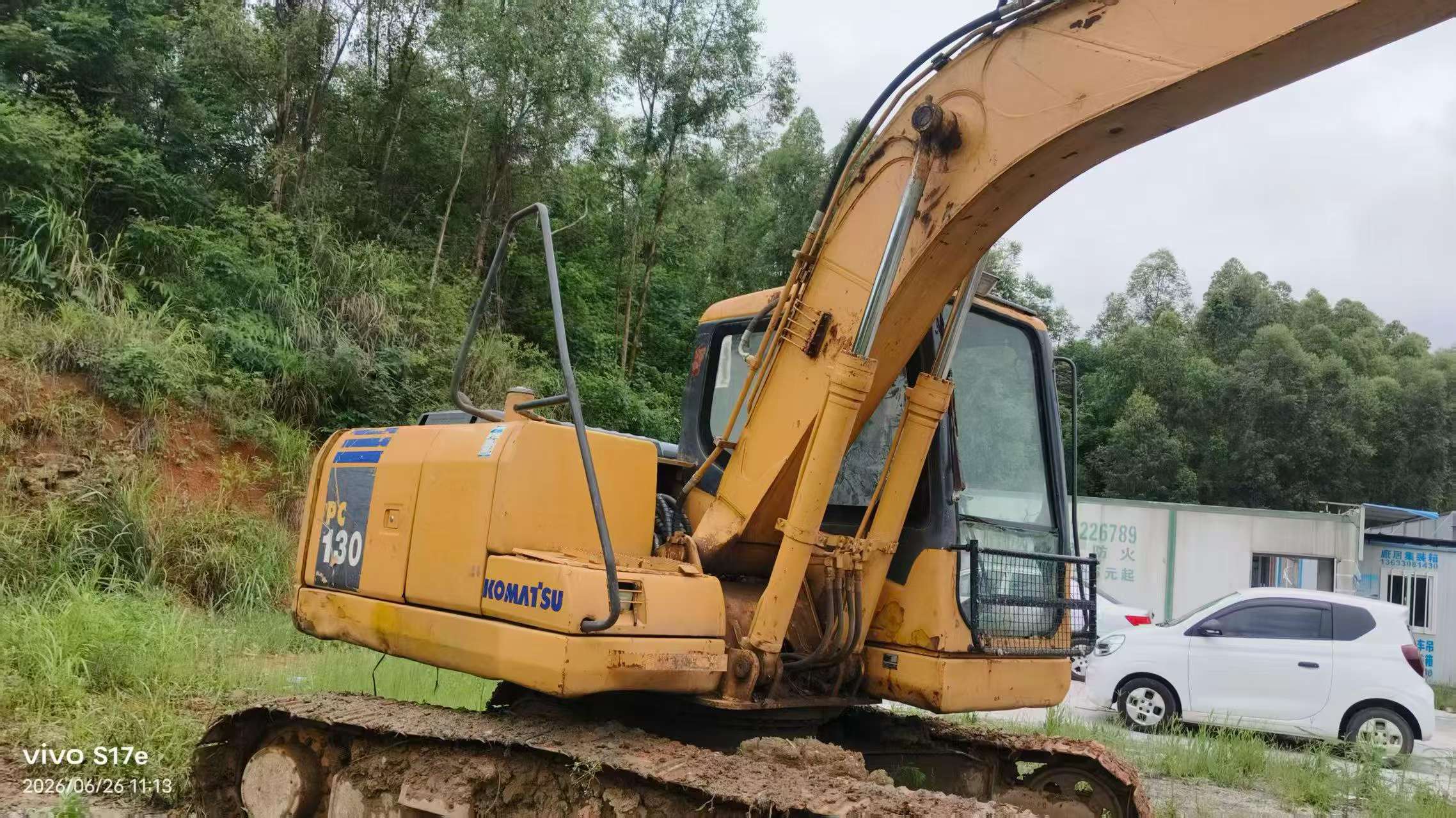 Buy Komatsu PC130 Used Excavator / 2