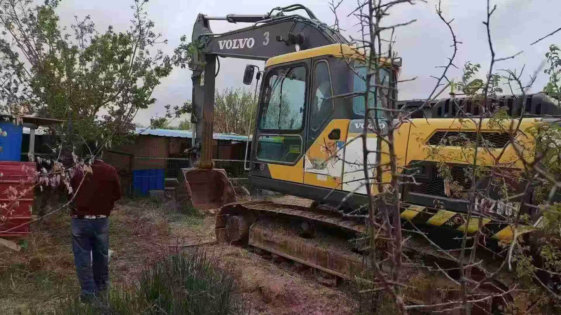 Buy Volvo EC210B Used Excavator / 5