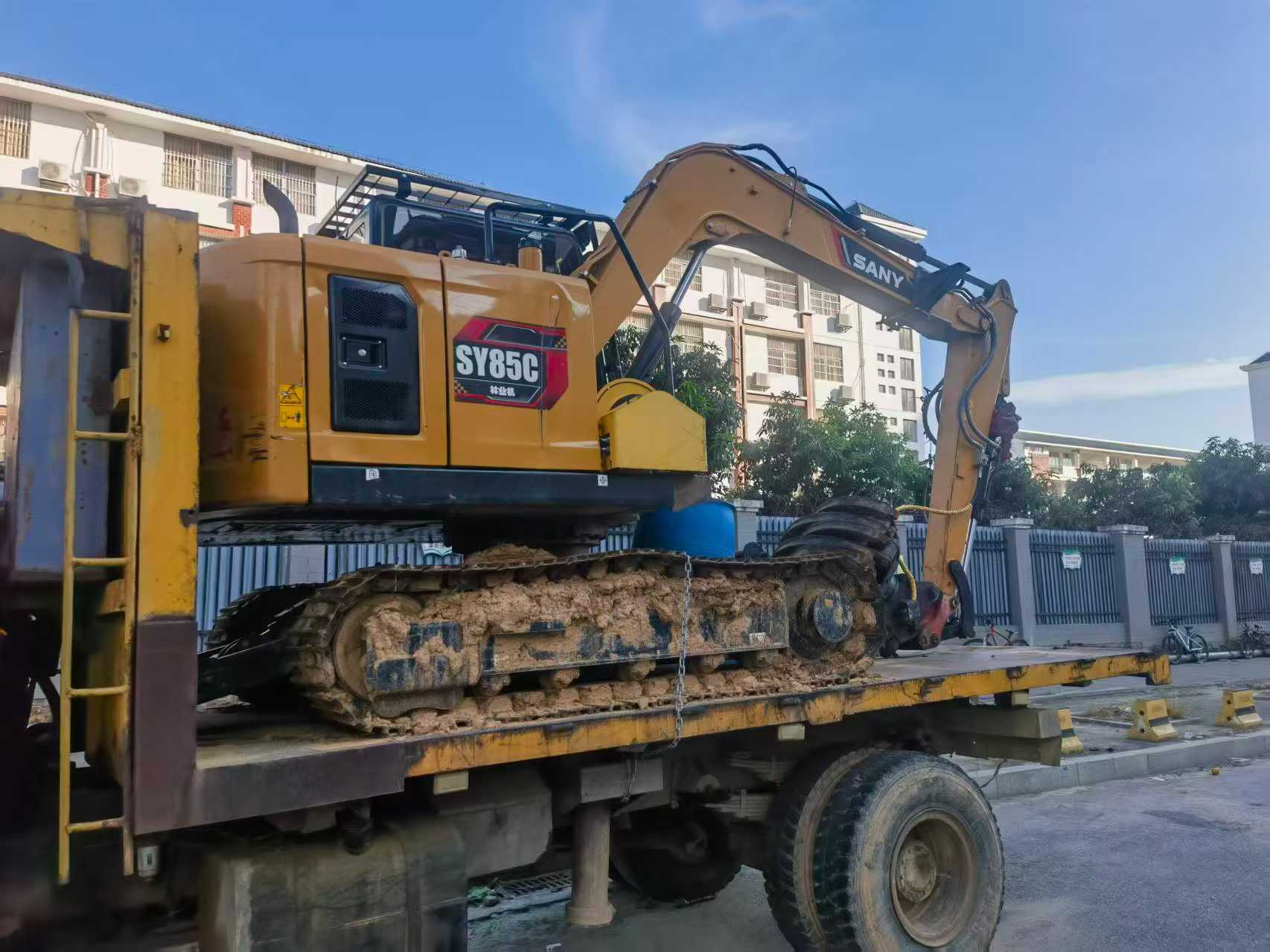Buy Sany SY85 Used Excavator / 2