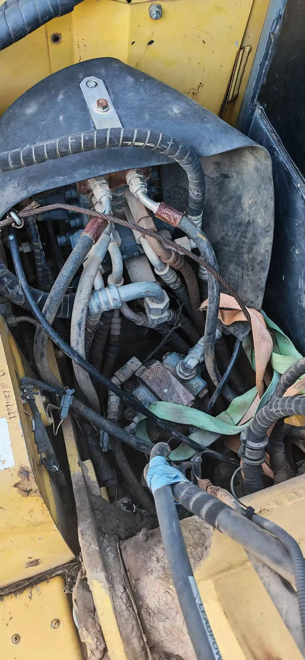 Buy Komatsu PC60-8 Used Excavator / 5