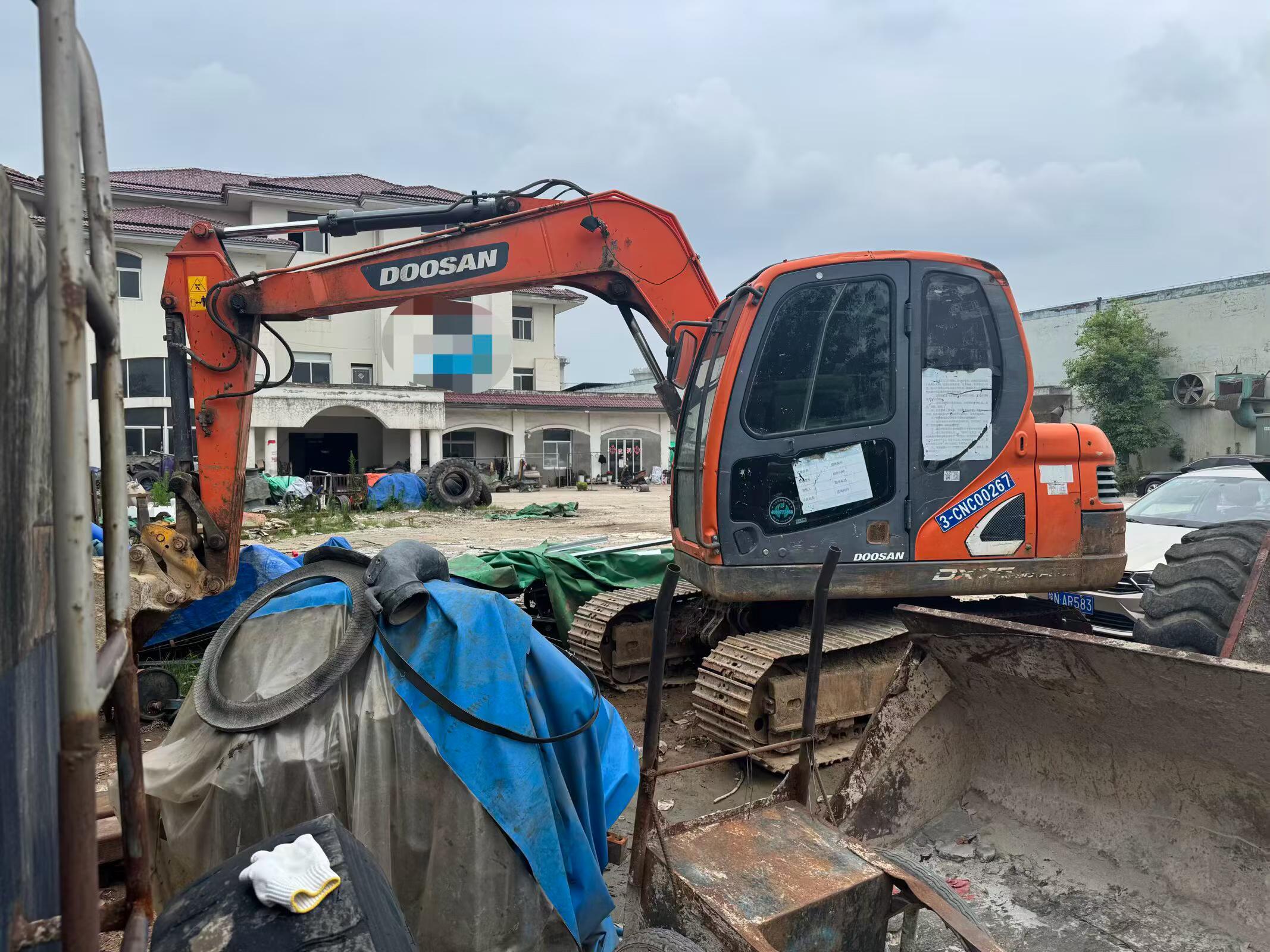 Buy Doosan DX75 Used Excavator / 2