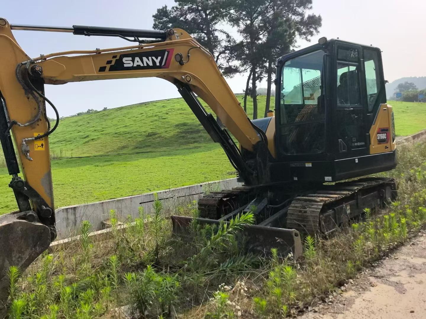 Buy Sany SY55 Used Excavator / 6