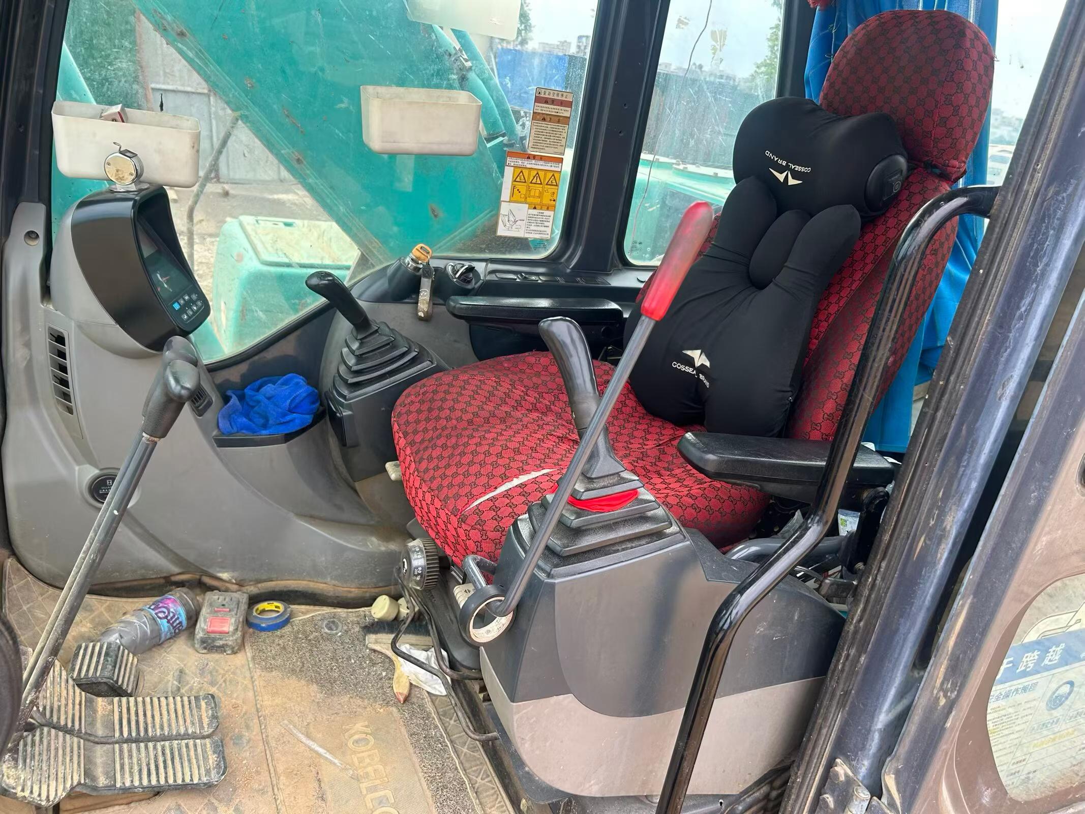Buy Kobelco SK260 Used Excavator / 5