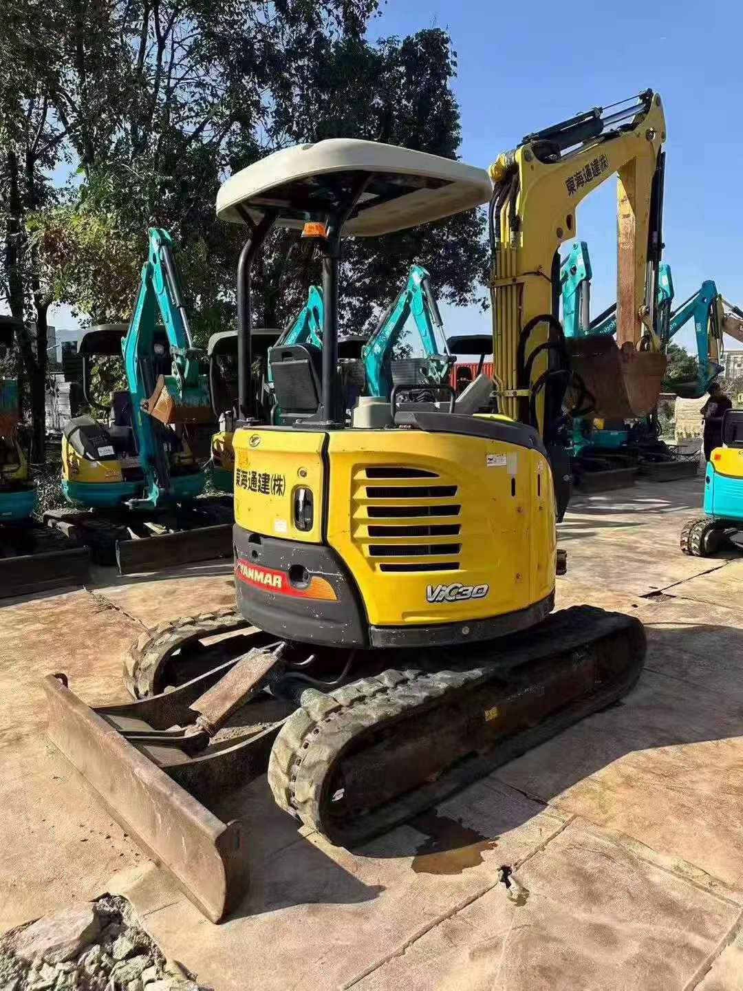 Buy Yanmar vio30 Used Excavator / 5