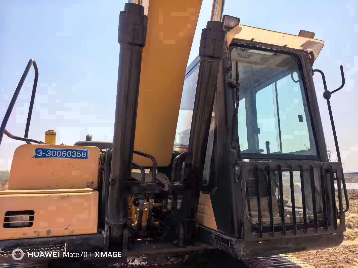 Buy Sany SY235C-8 Used Excavator / 9