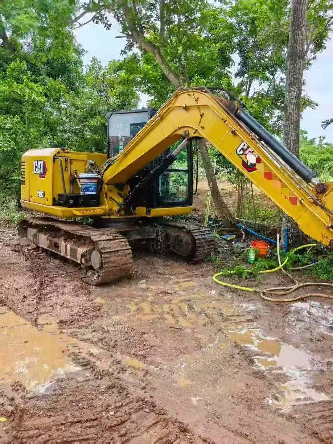 Buy Caterpillar 307B Used Excavator / 4