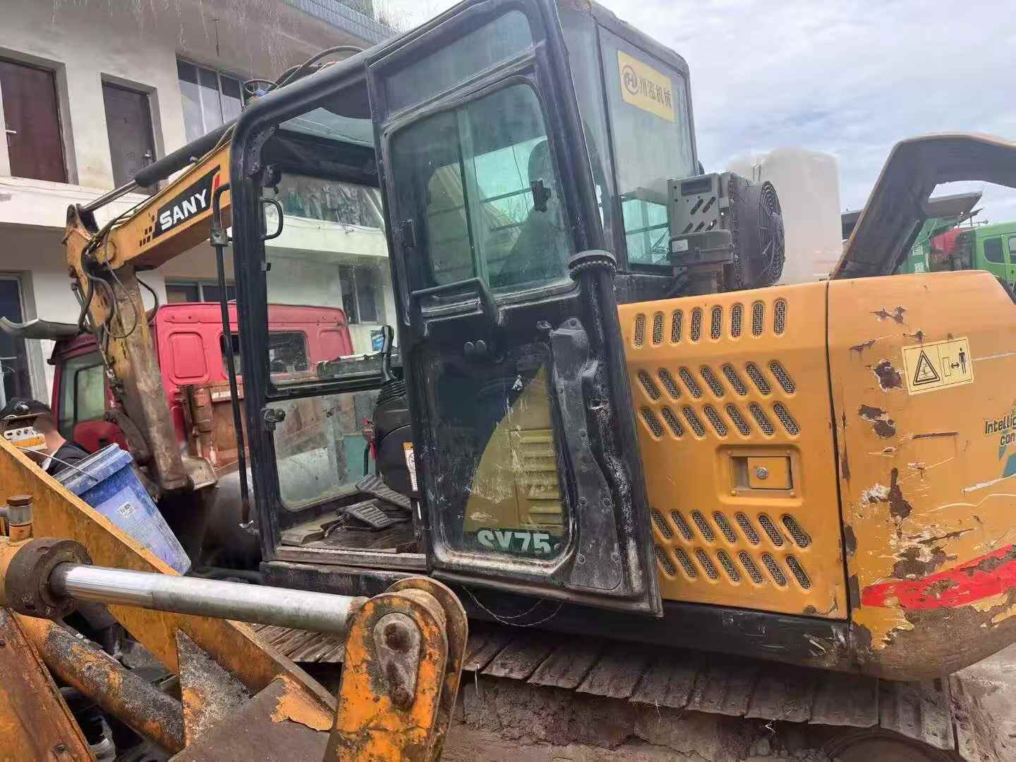 Buy Sany SY75 Used Excavator / 2