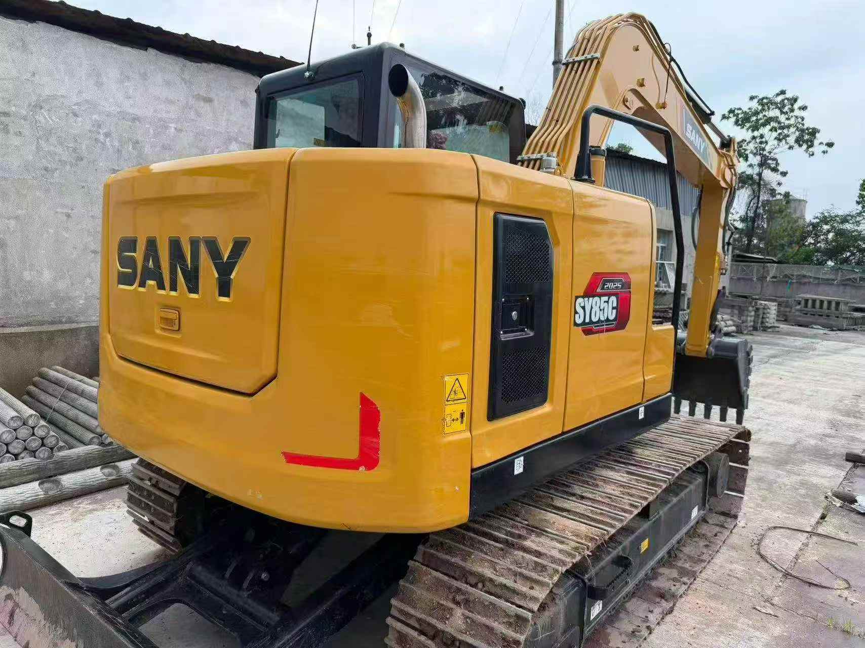 Buy Sany SY70C Used Excavator / 8