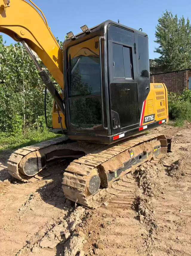 Buy Sany SY75 Used Excavator / 6