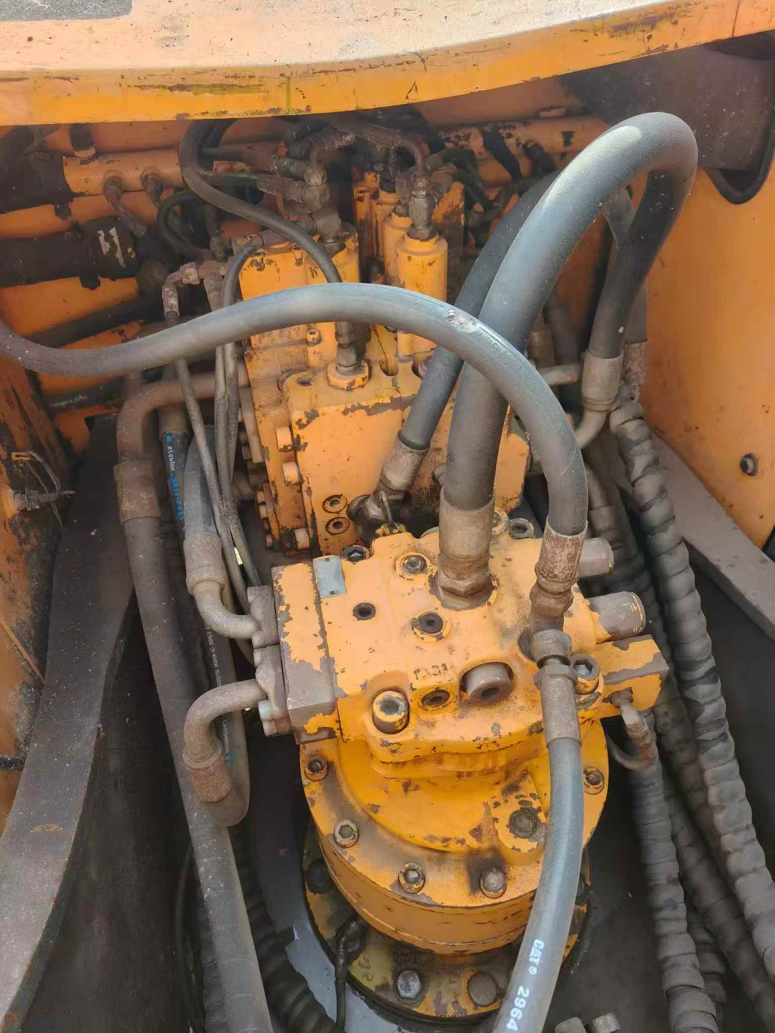 Buy Hyundai R215-7 Used Excavator / 6