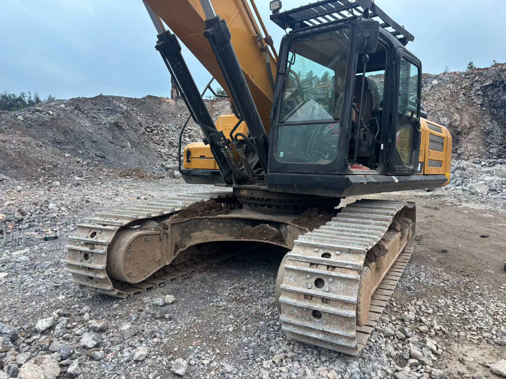 Buy Sany SY375H Used Excavator / 3