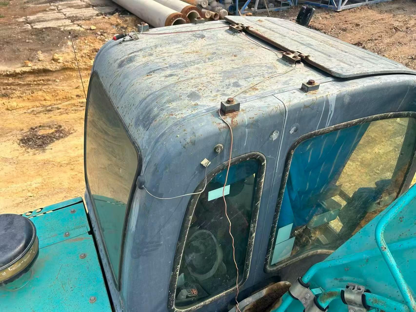 Buy Kobelco SK260 Used Excavator / 3