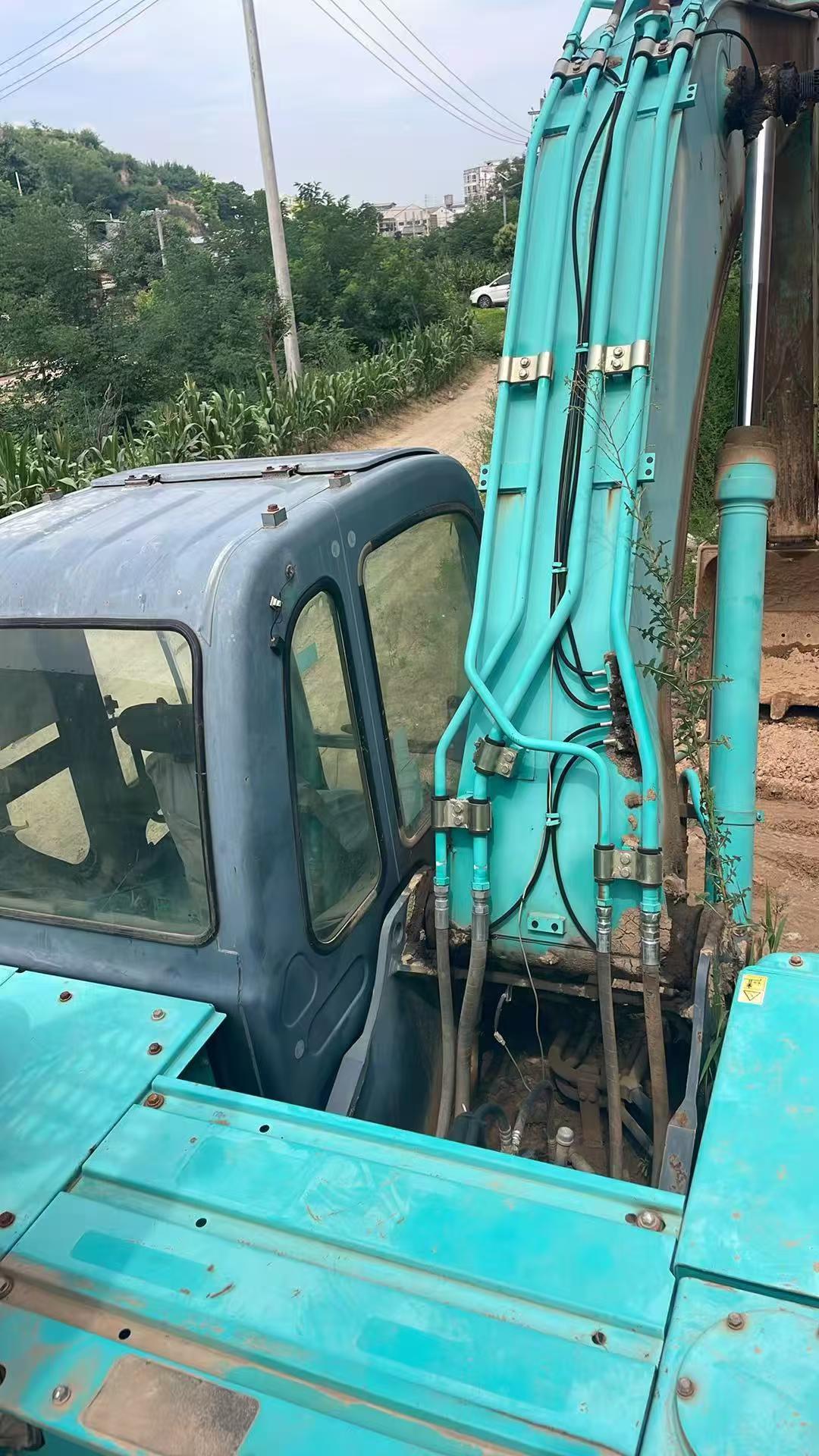 Buy Kobelco SK210 Used Excavator / 3