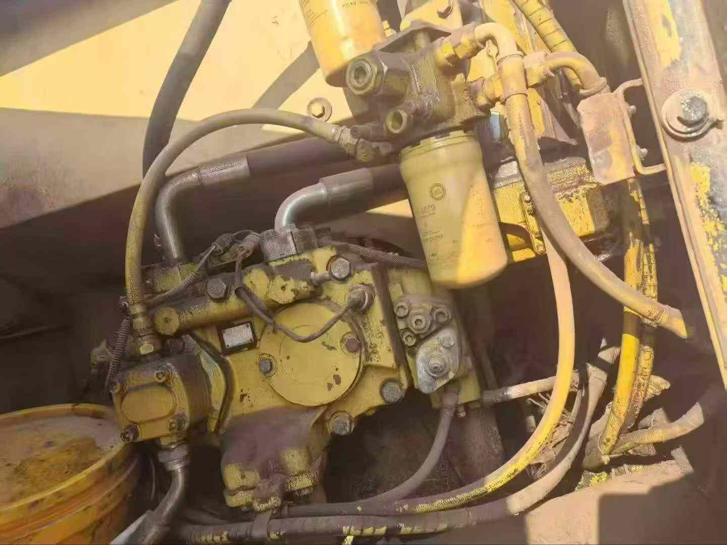 Buy Caterpillar 320C Used Excavator / 5
