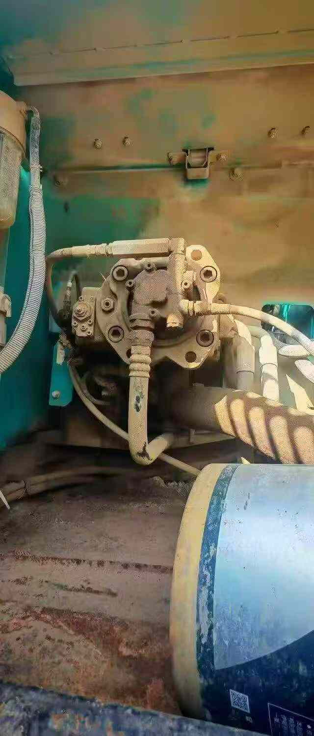 Buy Kobelco SK260 Used Excavator / 2