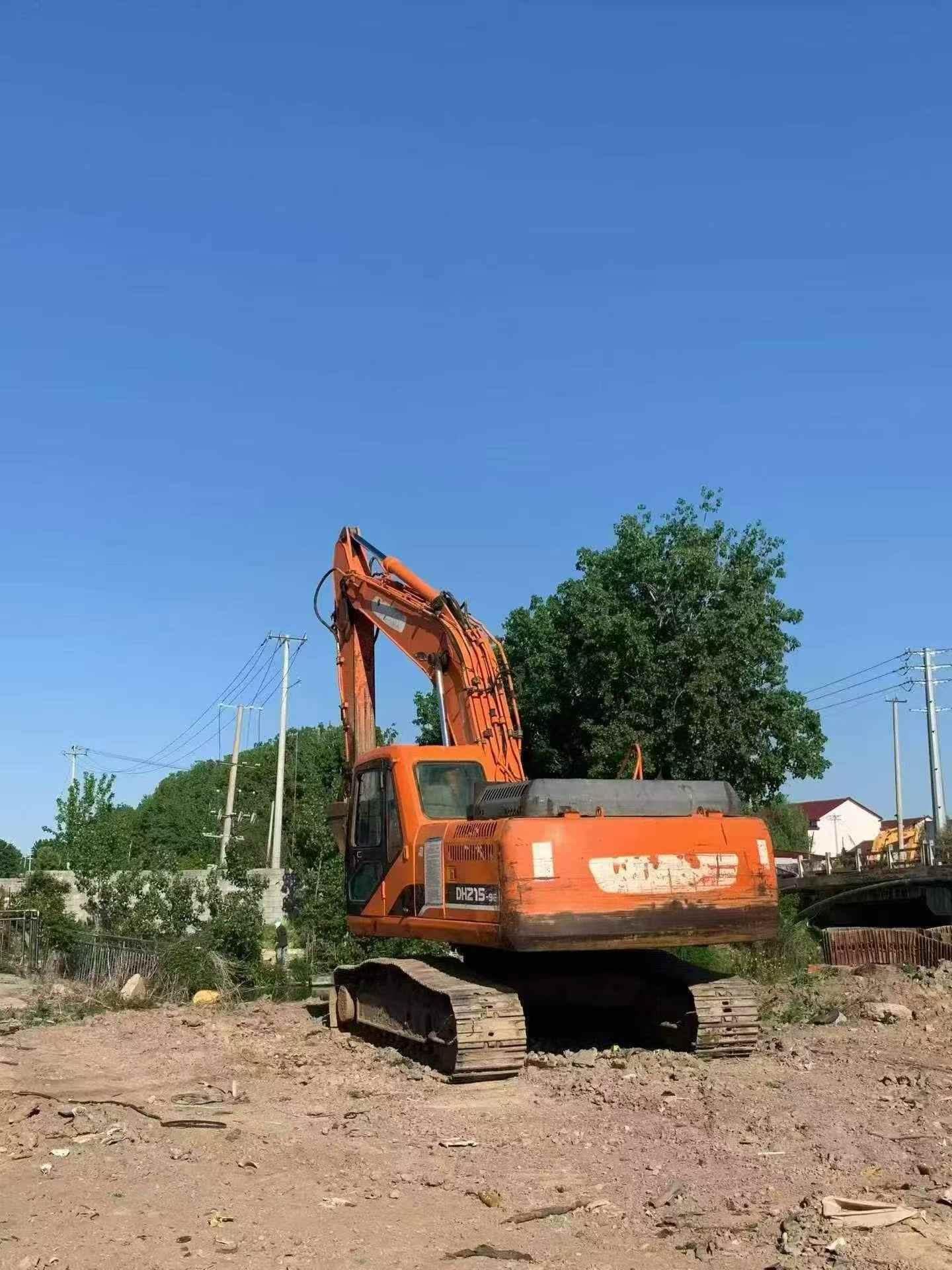 Buy Doosan DH215-9 Used Excavator / 8