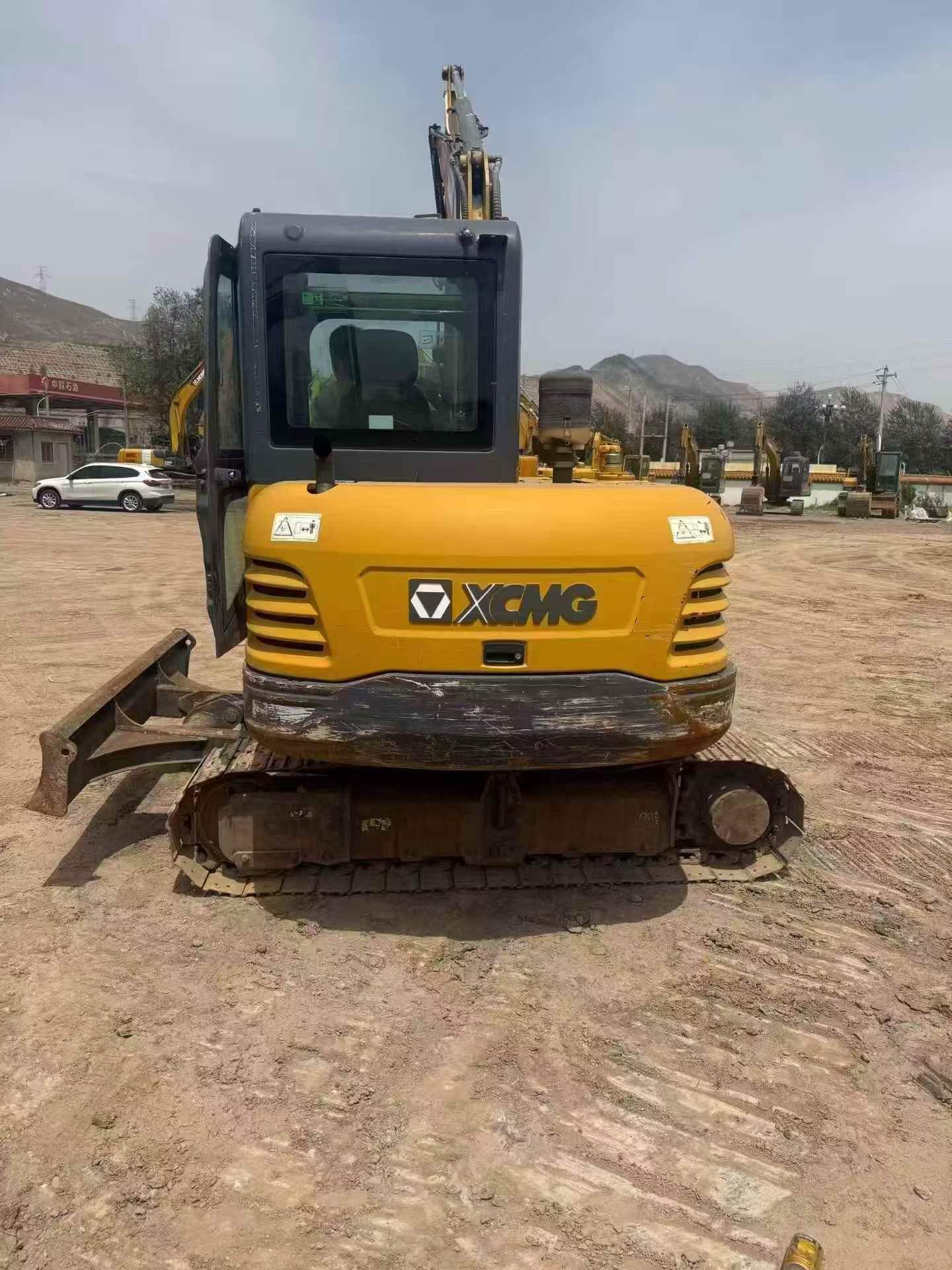 Buy XCMG XE60 Used Excavator / 5